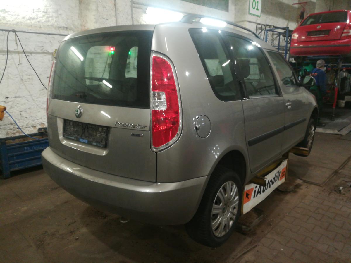 ŠKODA ROOMSTER 2008