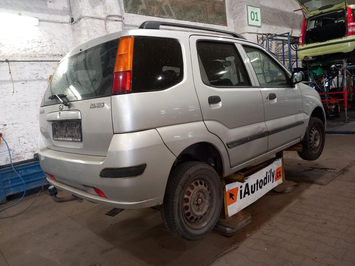 SUZUKI IGNIS 2004
