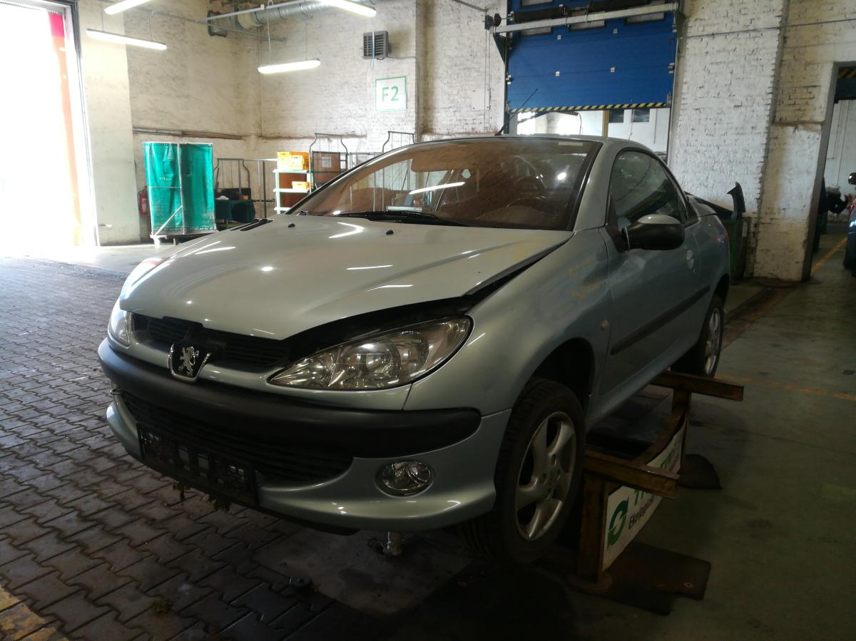PEUGEOT 206 2003