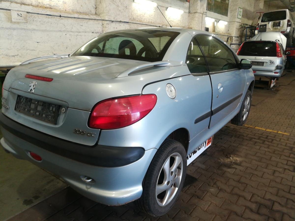 PEUGEOT 206 2003
