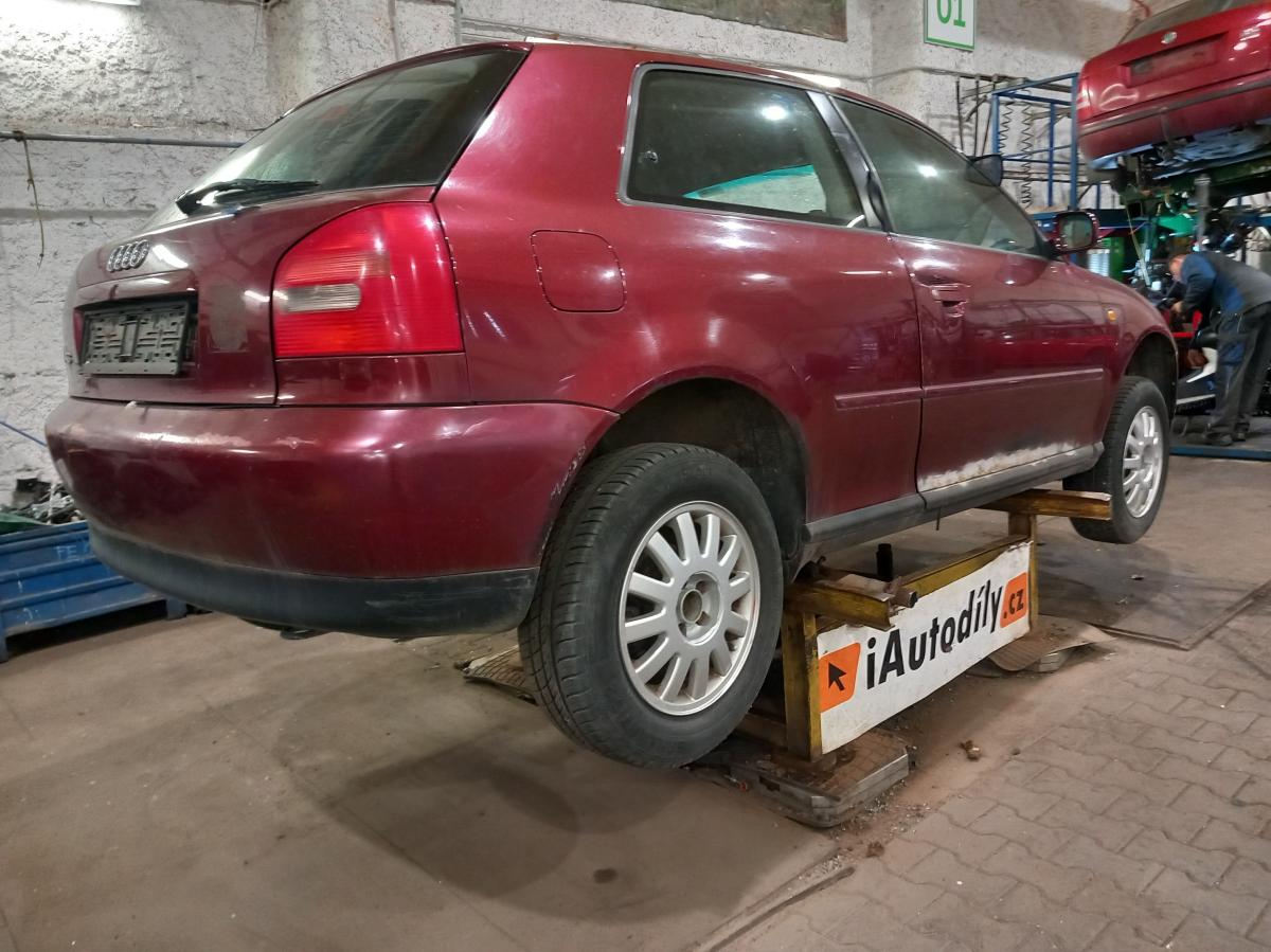 AUDI A3 1998