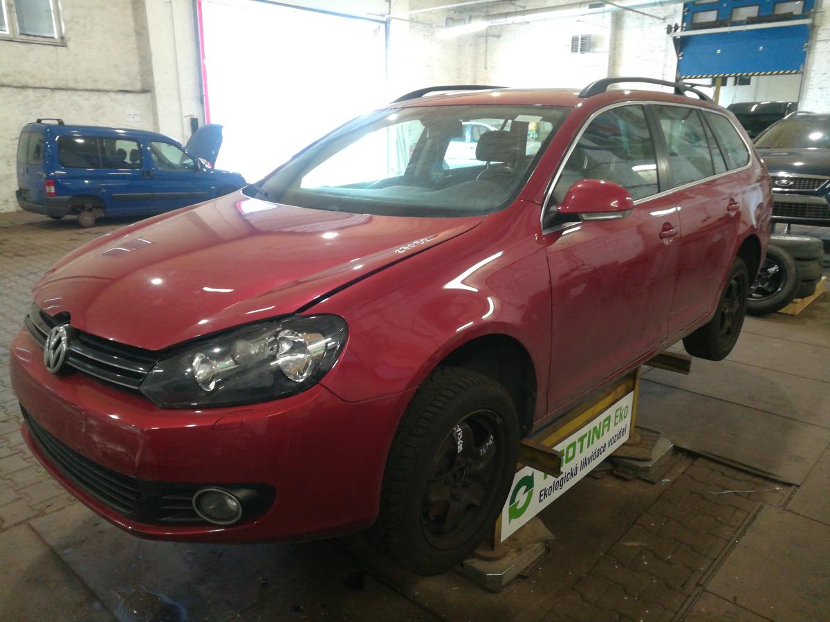 VOLKSWAGEN GOLF 2009