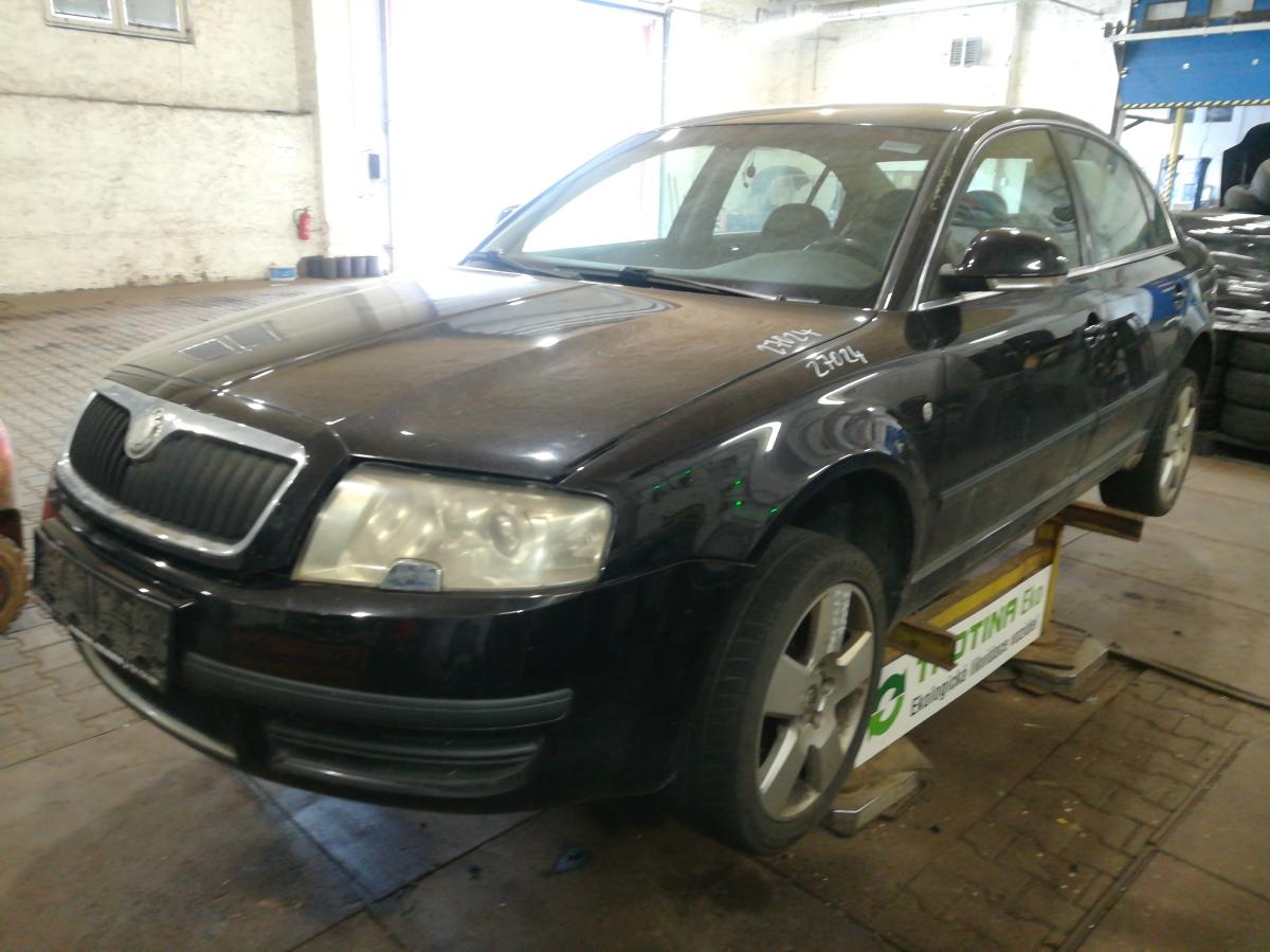 ŠKODA SUPERB 2004