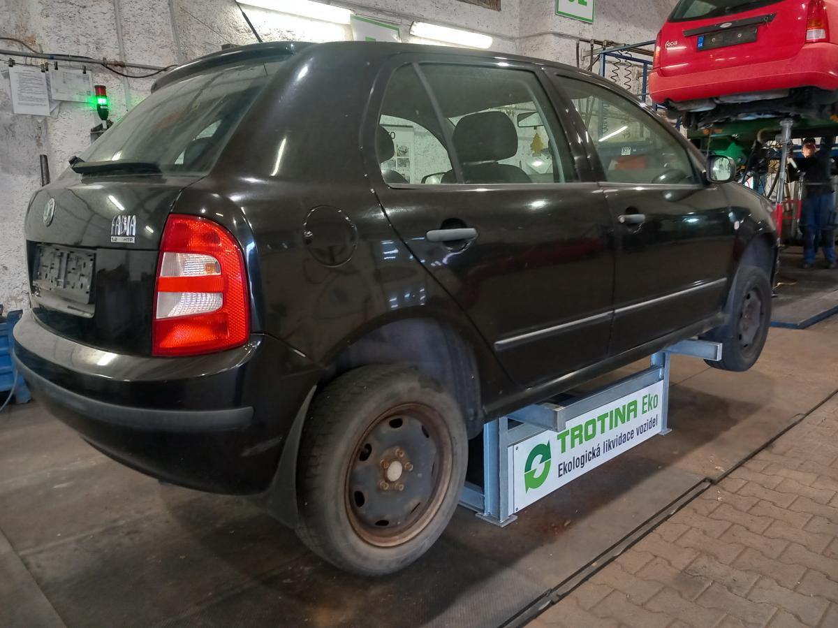 ŠKODA FABIA 2004
