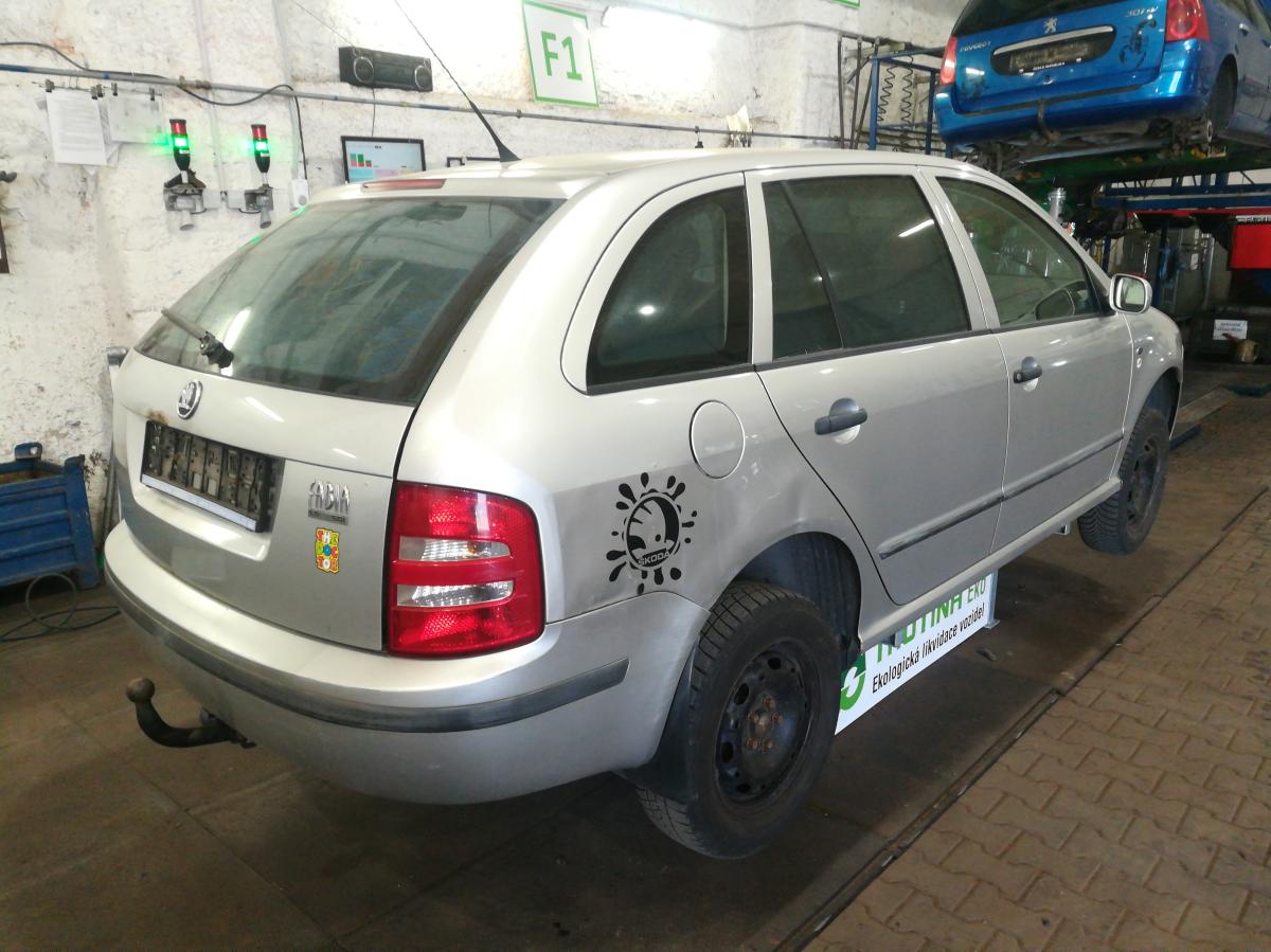 ŠKODA FABIA 2000