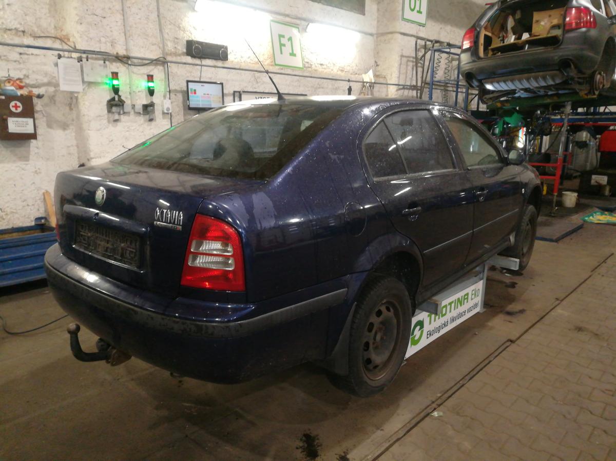 ŠKODA OCTAVIA 2000