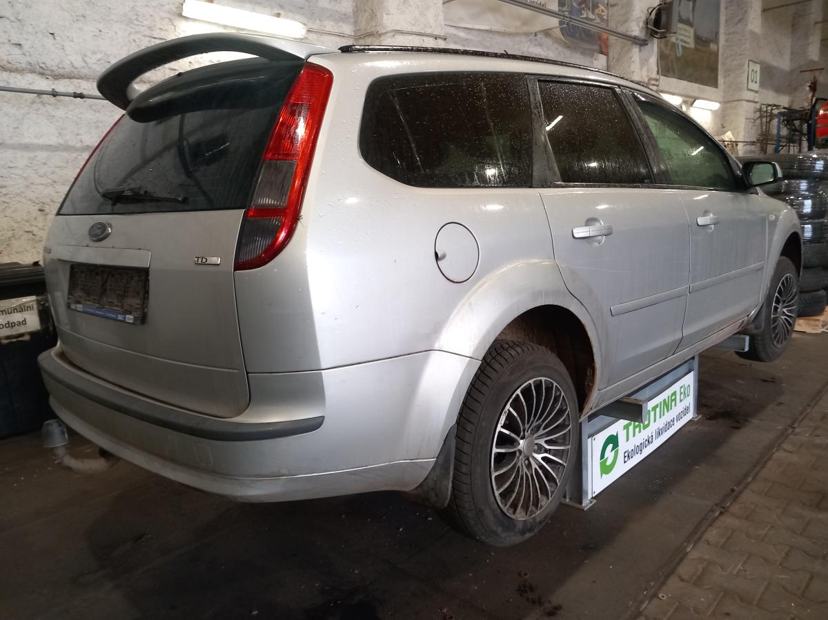 FORD FOCUS 2005