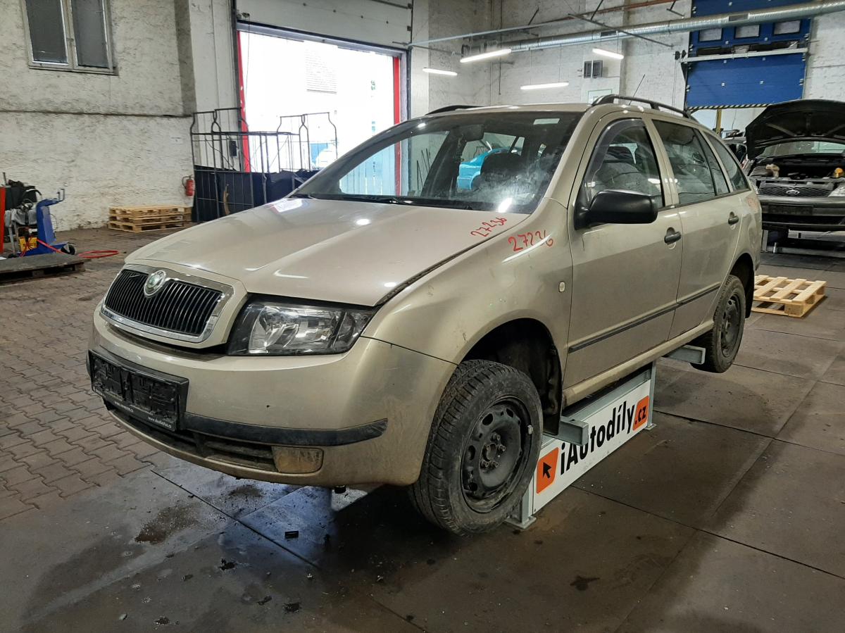 ŠKODA FABIA  2004