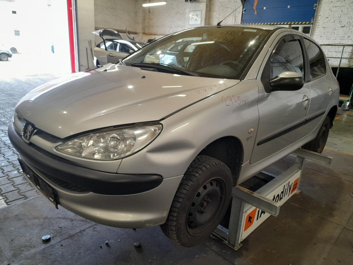 PEUGEOT 206 2006
