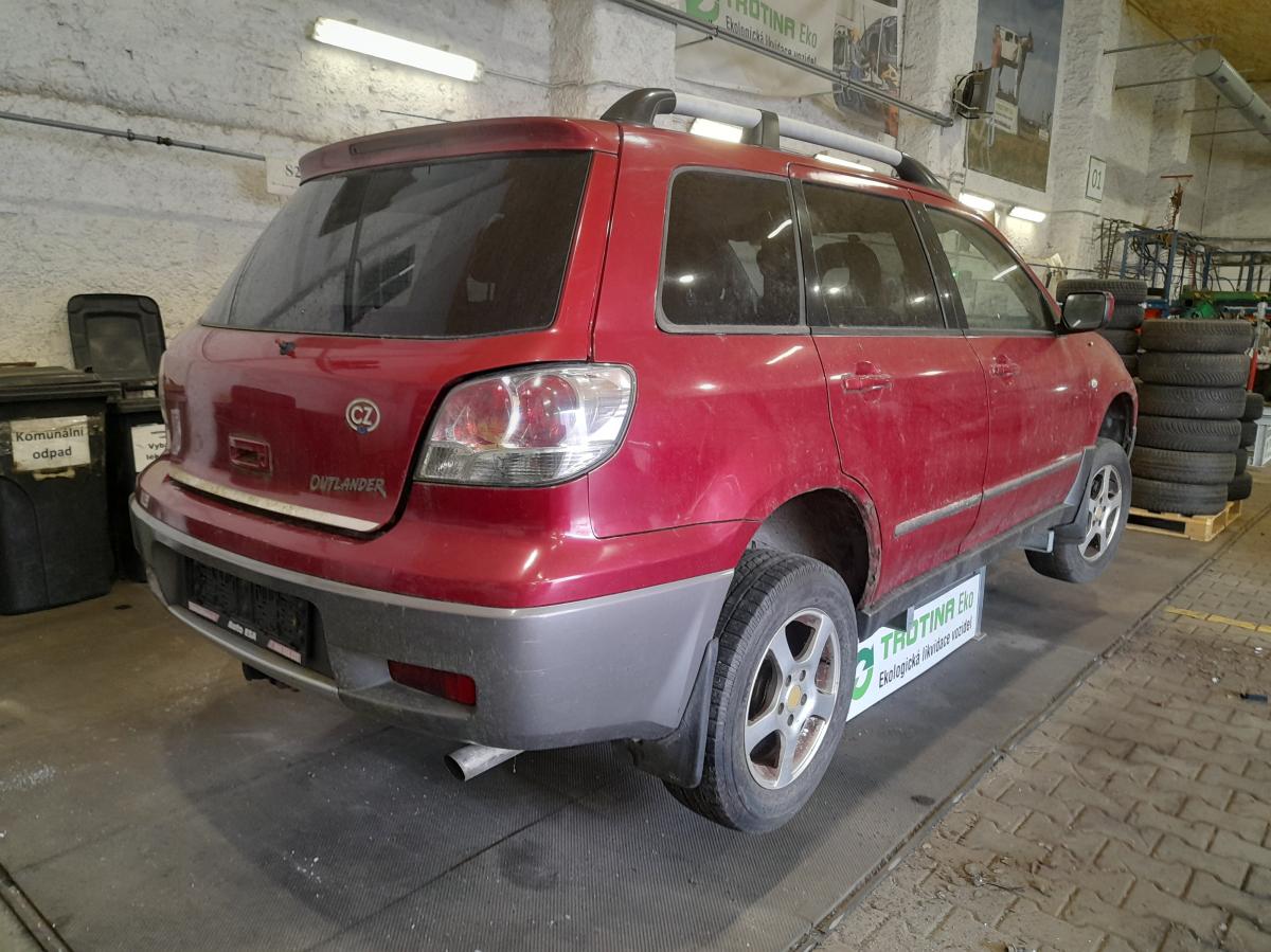 MITSUBISHI OUTLANDER  2004