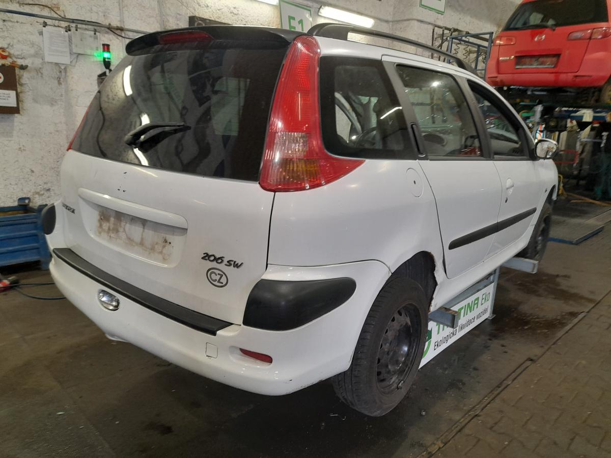 PEUGEOT 206 2004