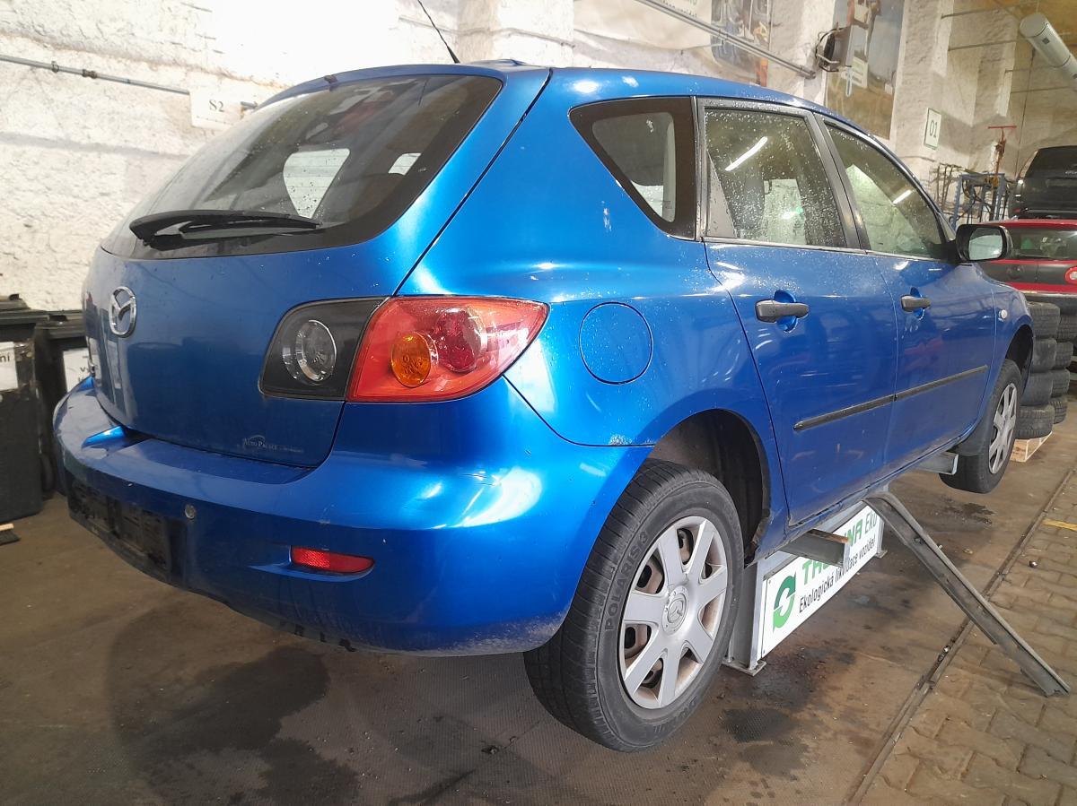 MAZDA 3 2006