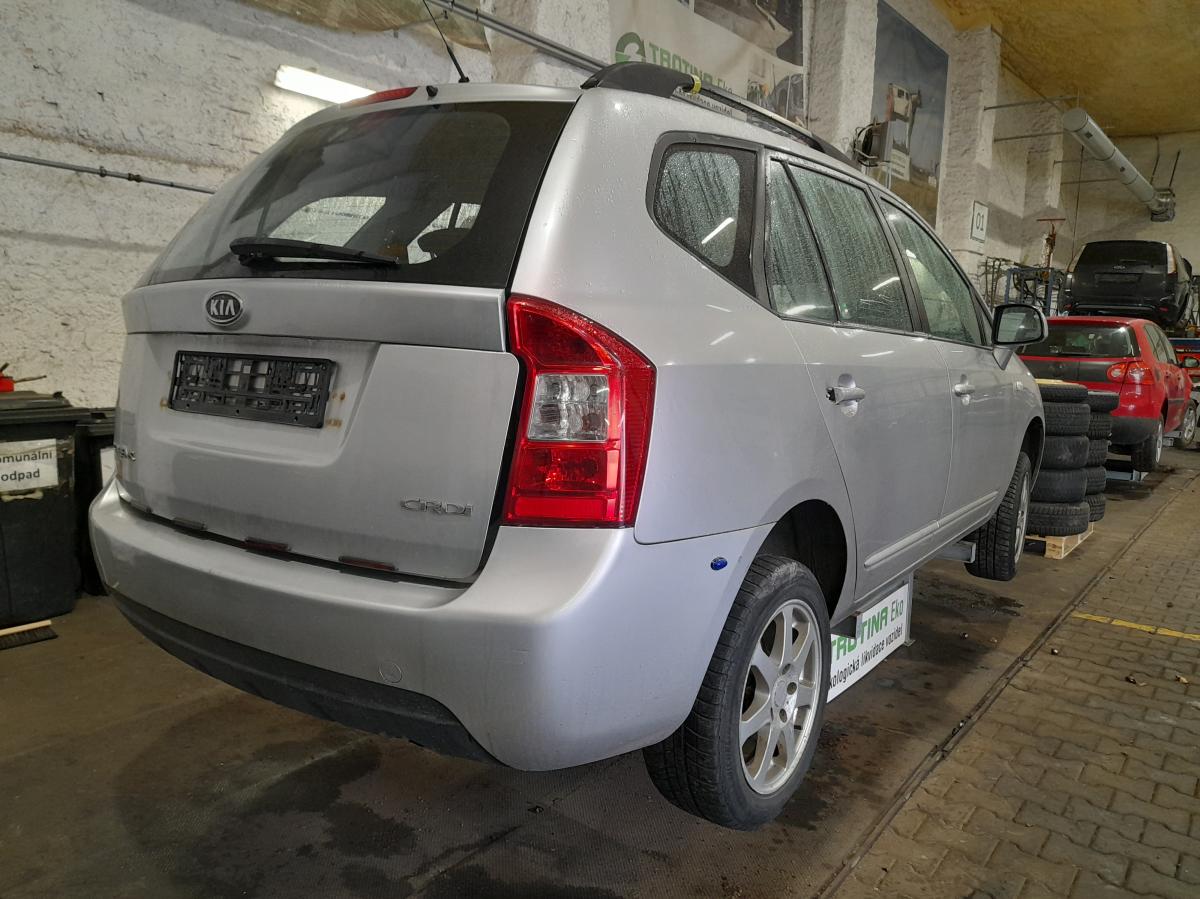 KIA CARENS 2011