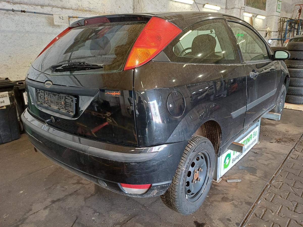 FORD FOCUS 2004