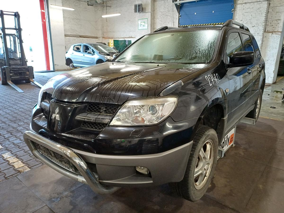 MITSUBISHI OUTLANDER  2003
