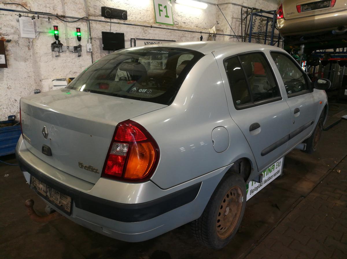 RENAULT THALIA 2004