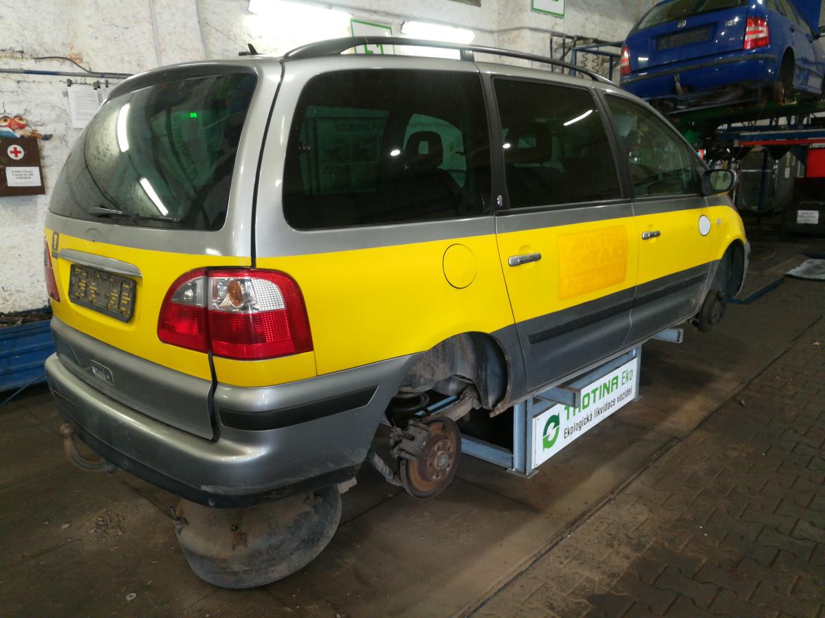 FORD GALAXY 2004