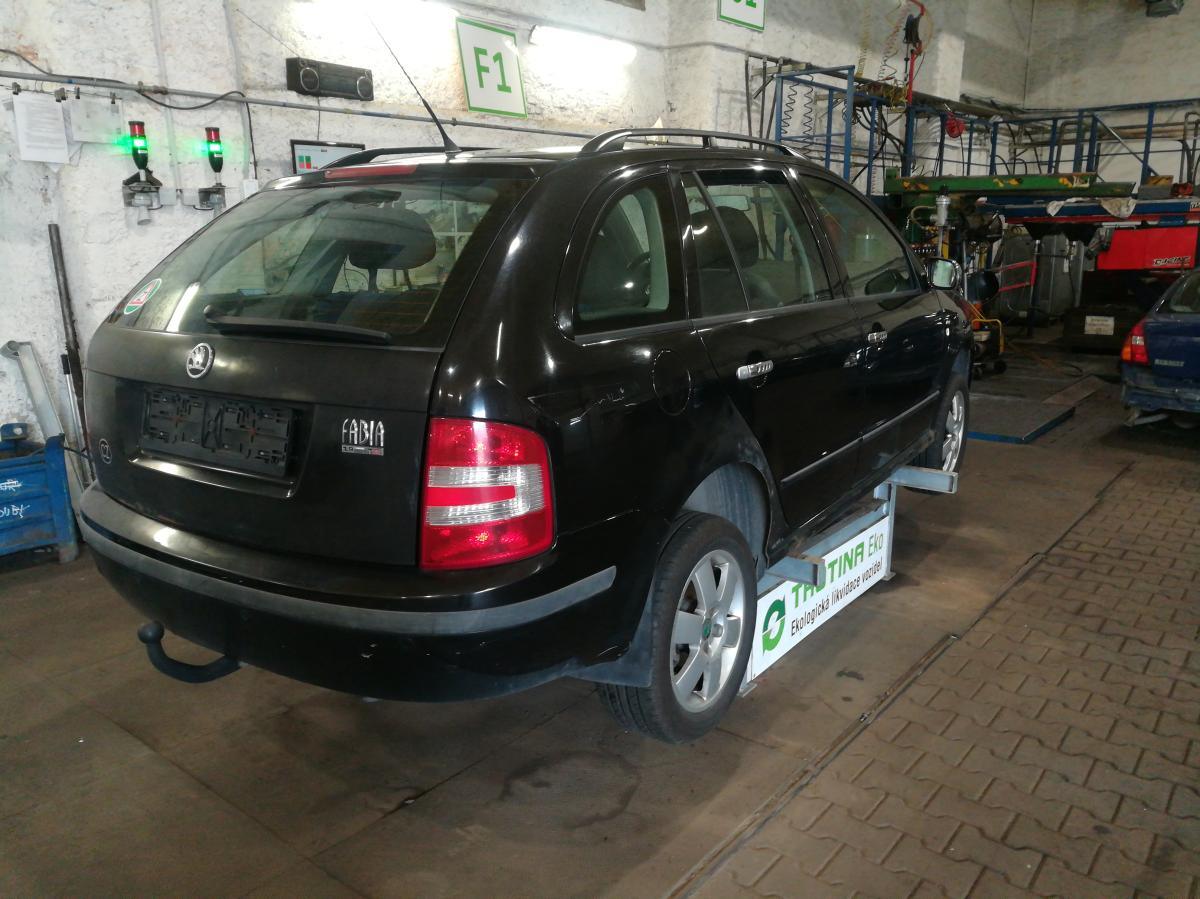 ŠKODA FABIA 2002