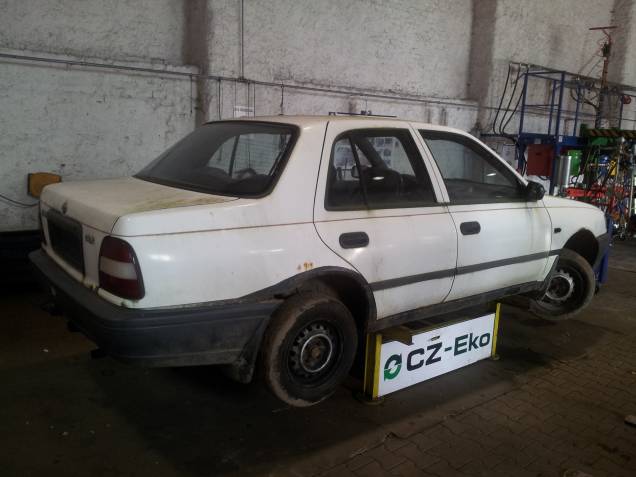 Nissan Sunny 1991