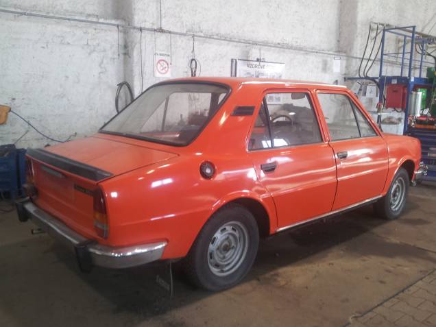 Škoda 105 1981