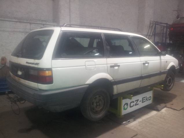 Volkswagen Passat 1990