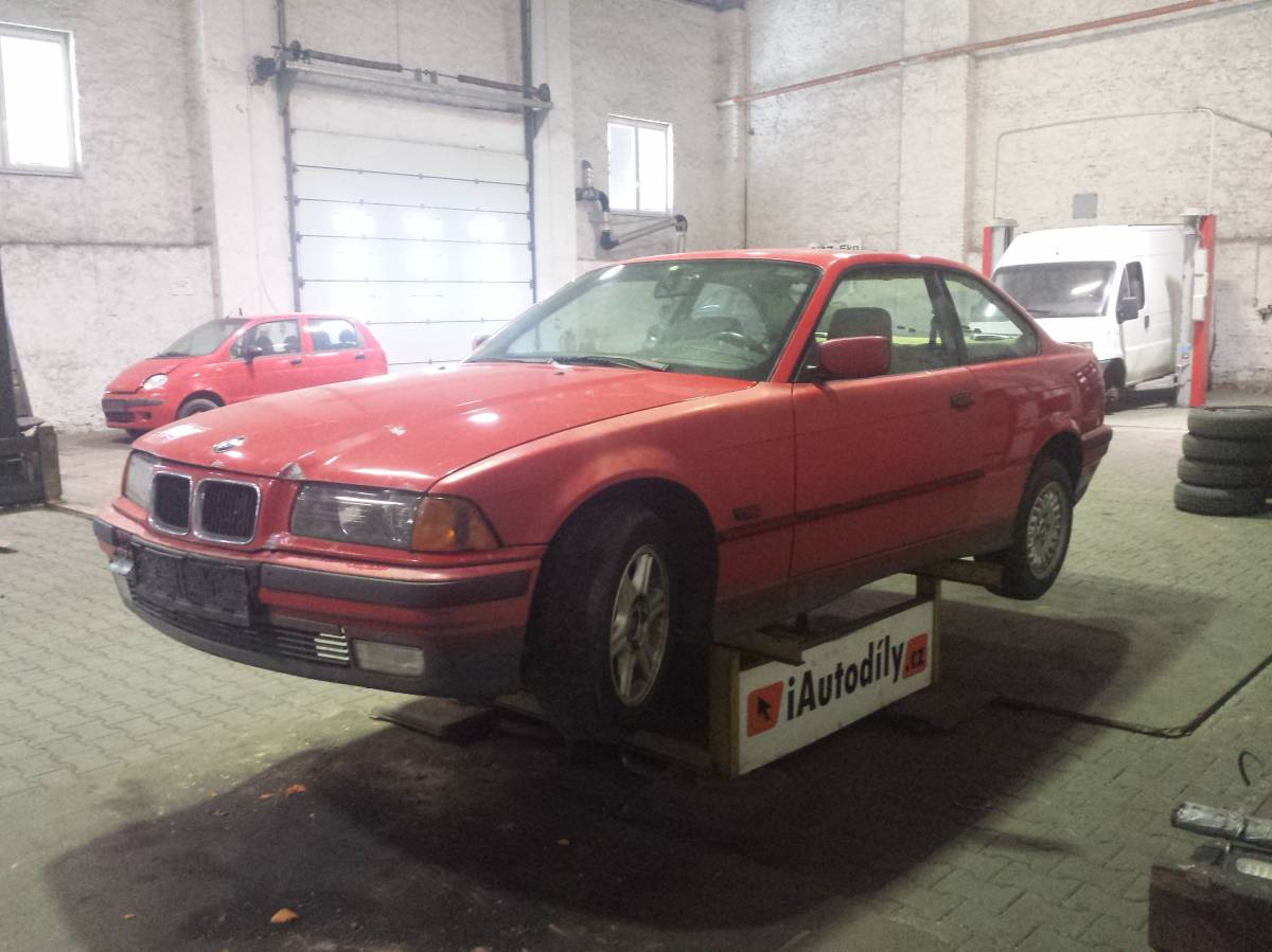 BMW 3 1993