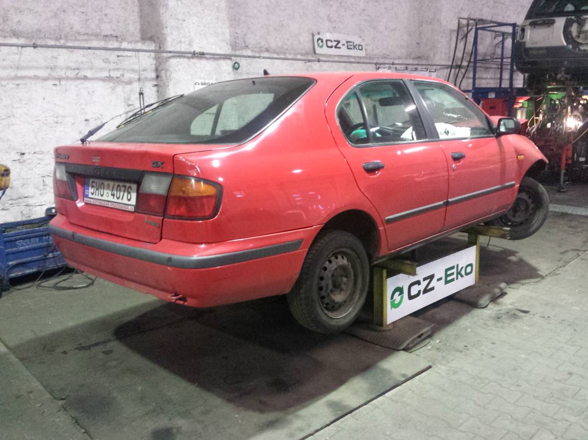 Nissan Primera 1998