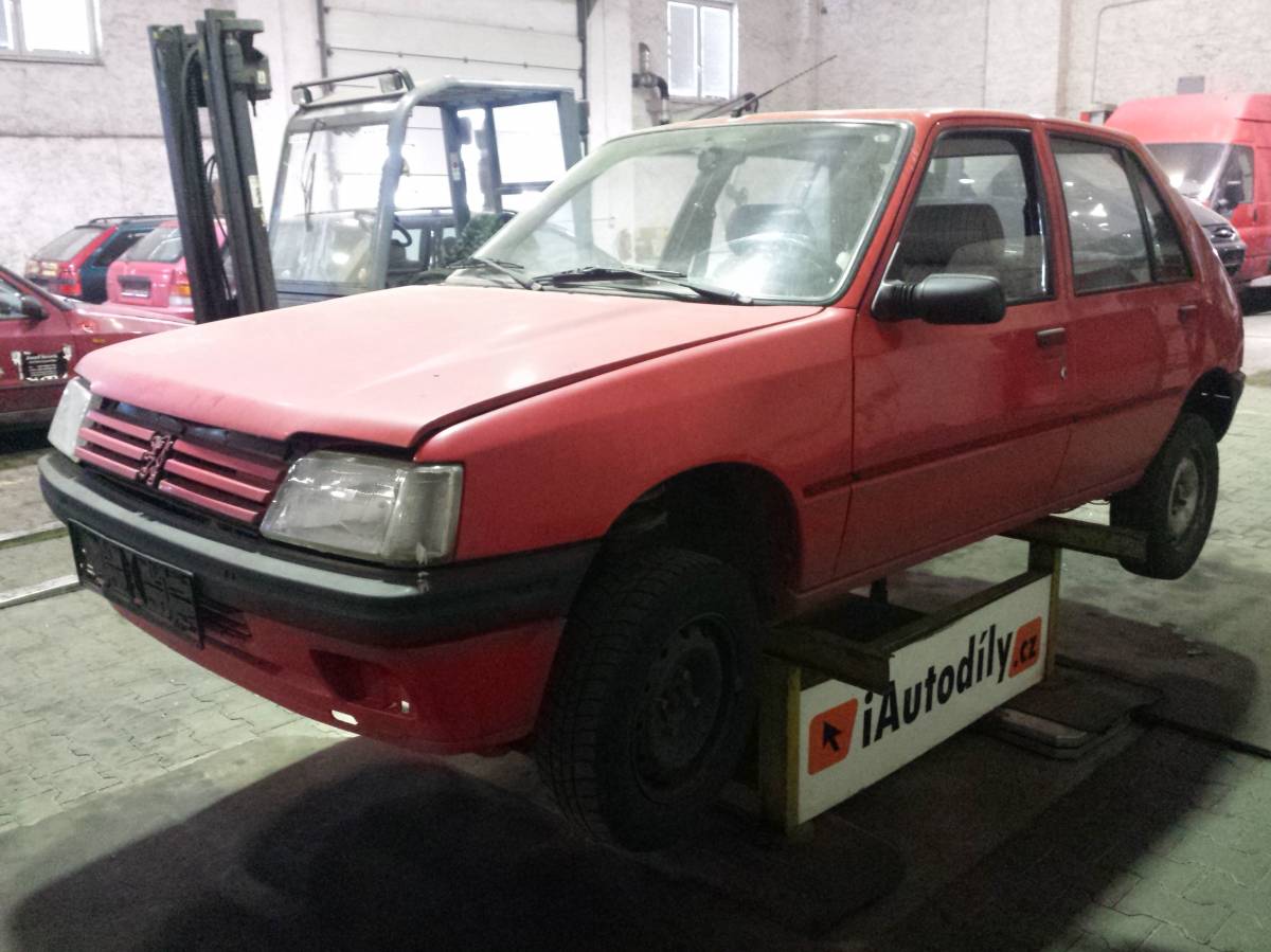 Peugeot 205 1985