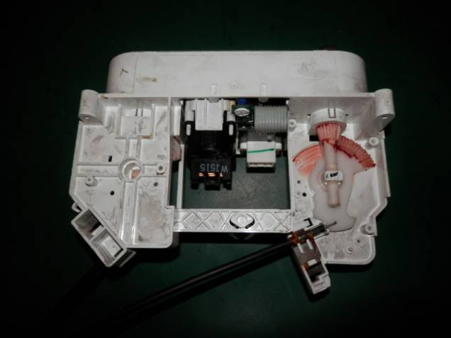Panel ovládání topení vč. lanovodů  Nissan Almera iAutodily 3