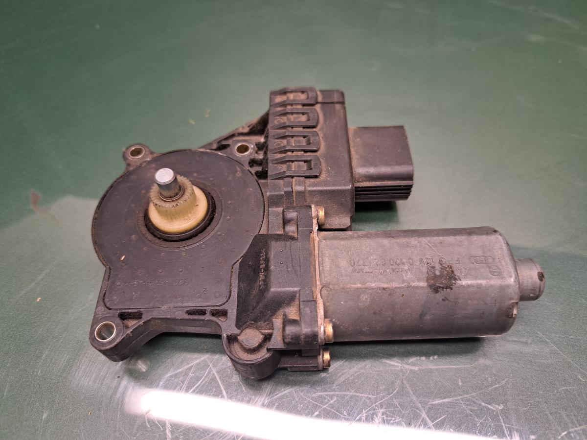 Motorek stahovačky LP 0200013394 Ford Mondeo 2000-2005