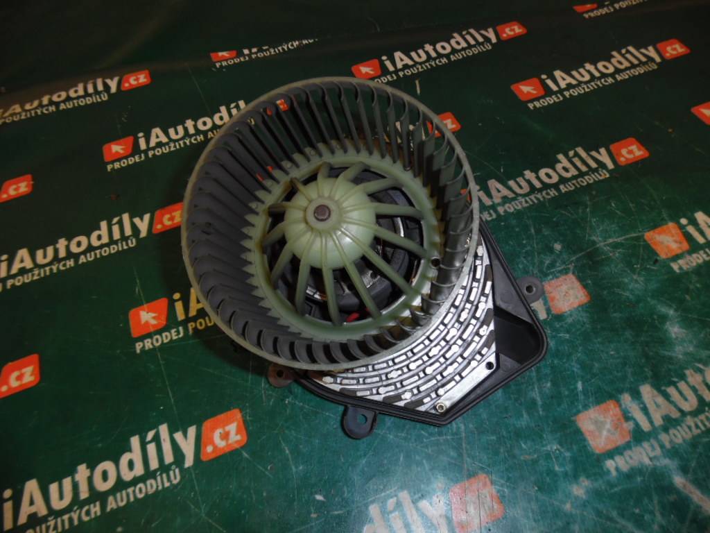 Ventilátor topení  Audi A4 iAutodily 2