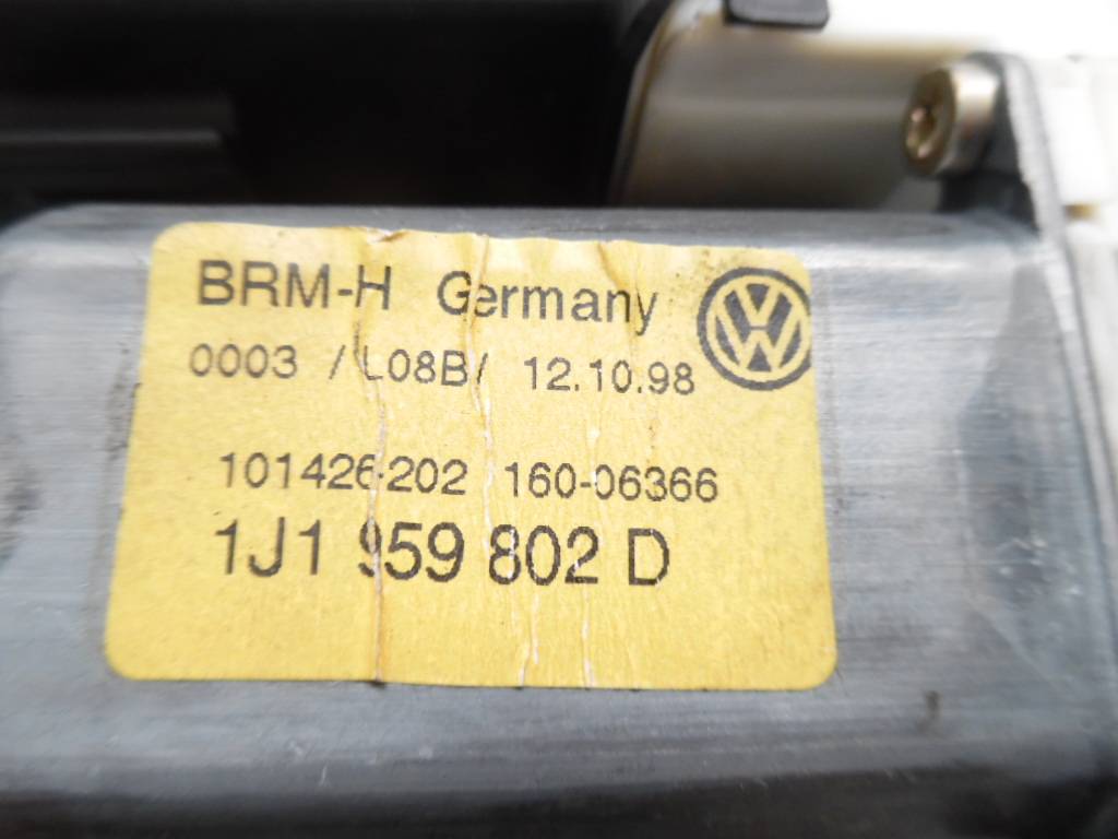 Motorek stahovačky PP  Volkswagen Bora iAutodily 3