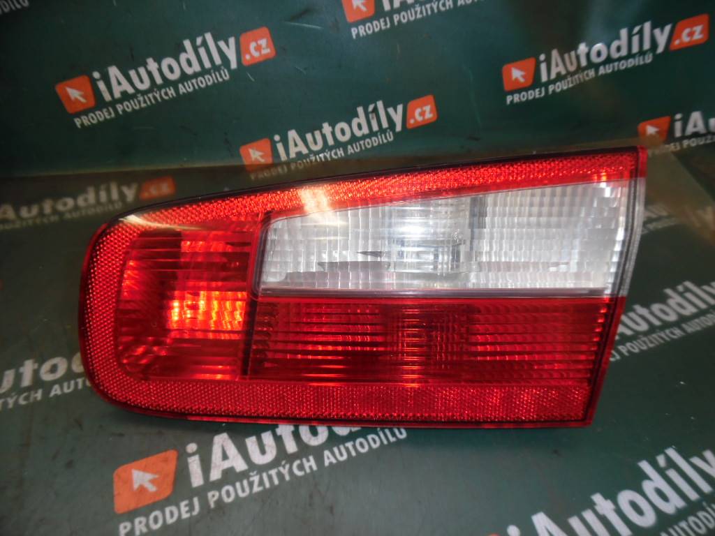 Pravé zadní světlo  Renault Laguna iAutodily 1