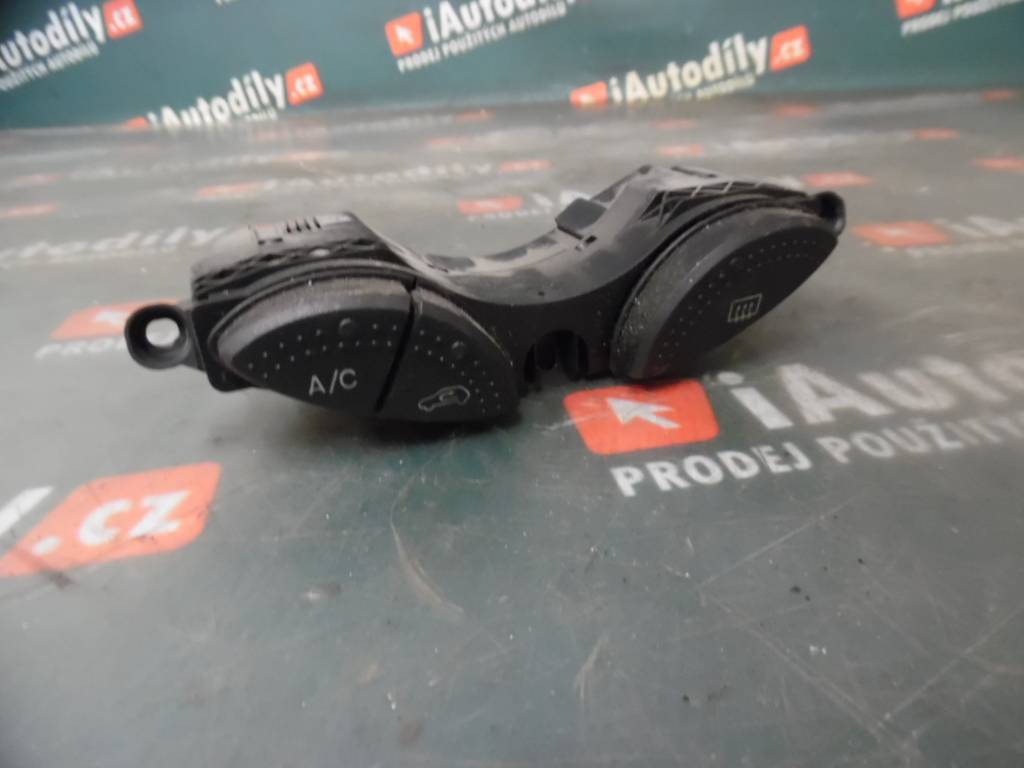 Spínač ovládání klimatizace  Ford Focus 1998-2001