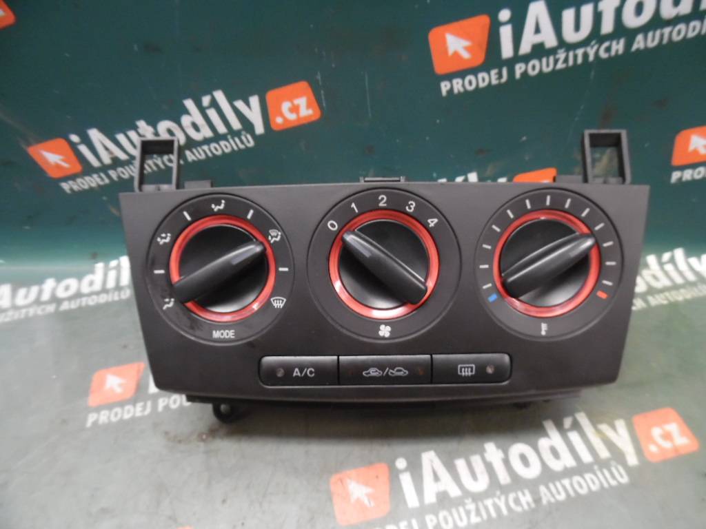 Panel ovládání klimatizace  Mazda 3 iAutodily 1