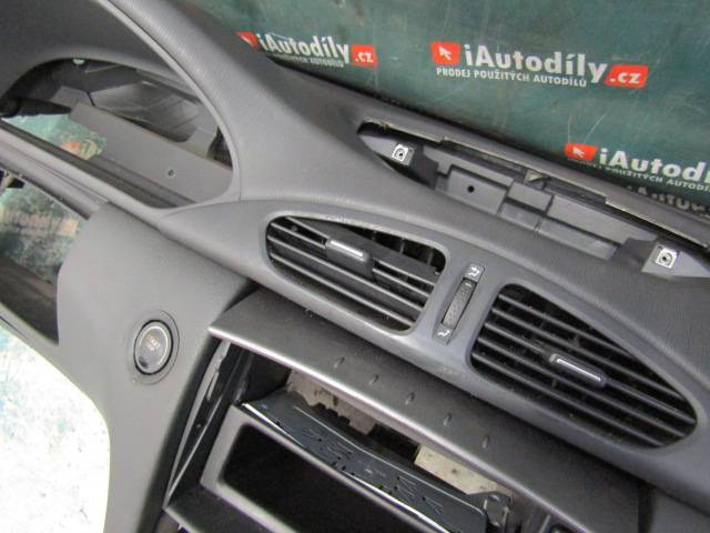 Palubní deska  Renault Laguna iAutodily 3