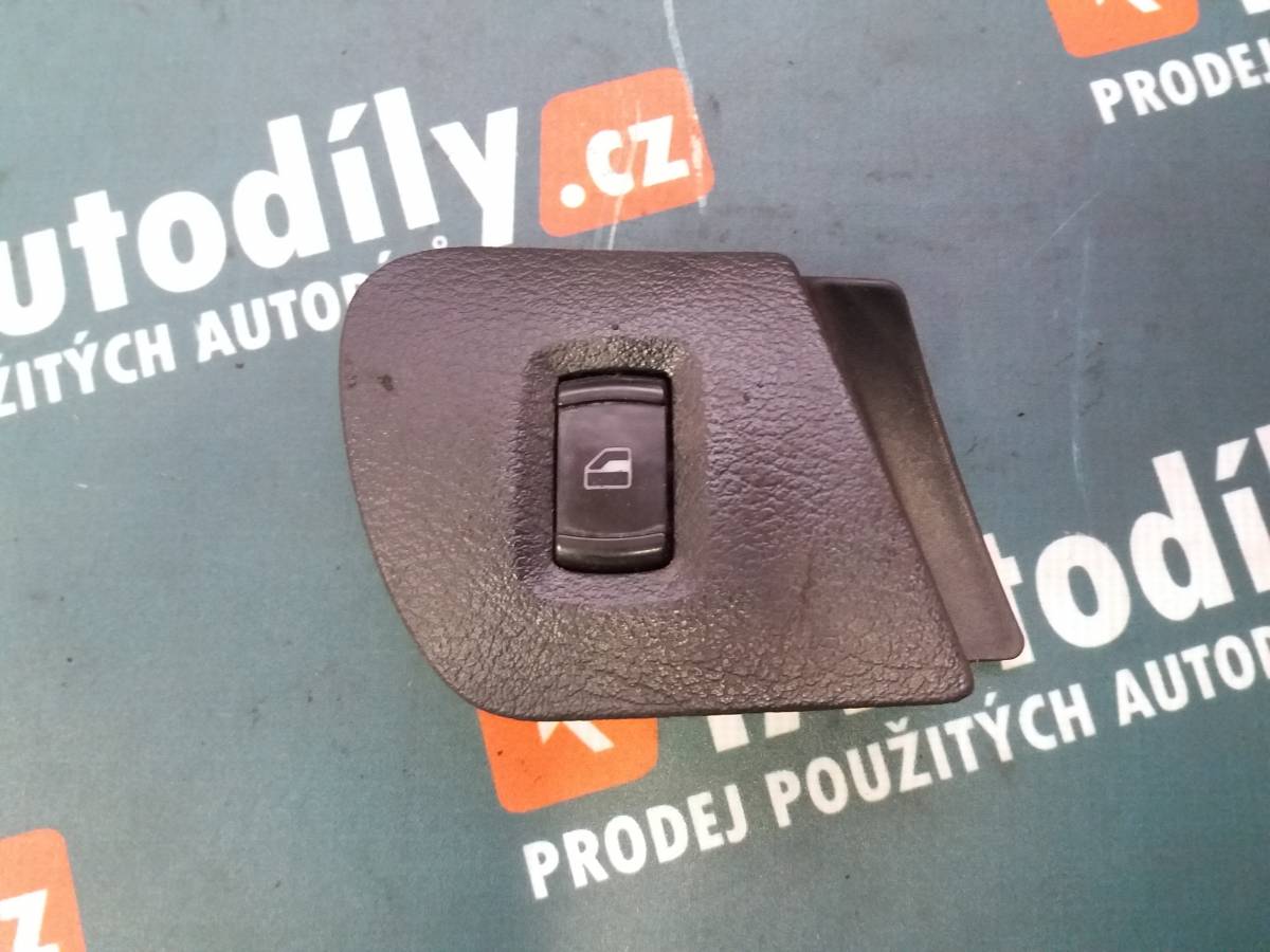 Pravý přední spínač ovládání oken  Škoda Octavia iAutodily 1