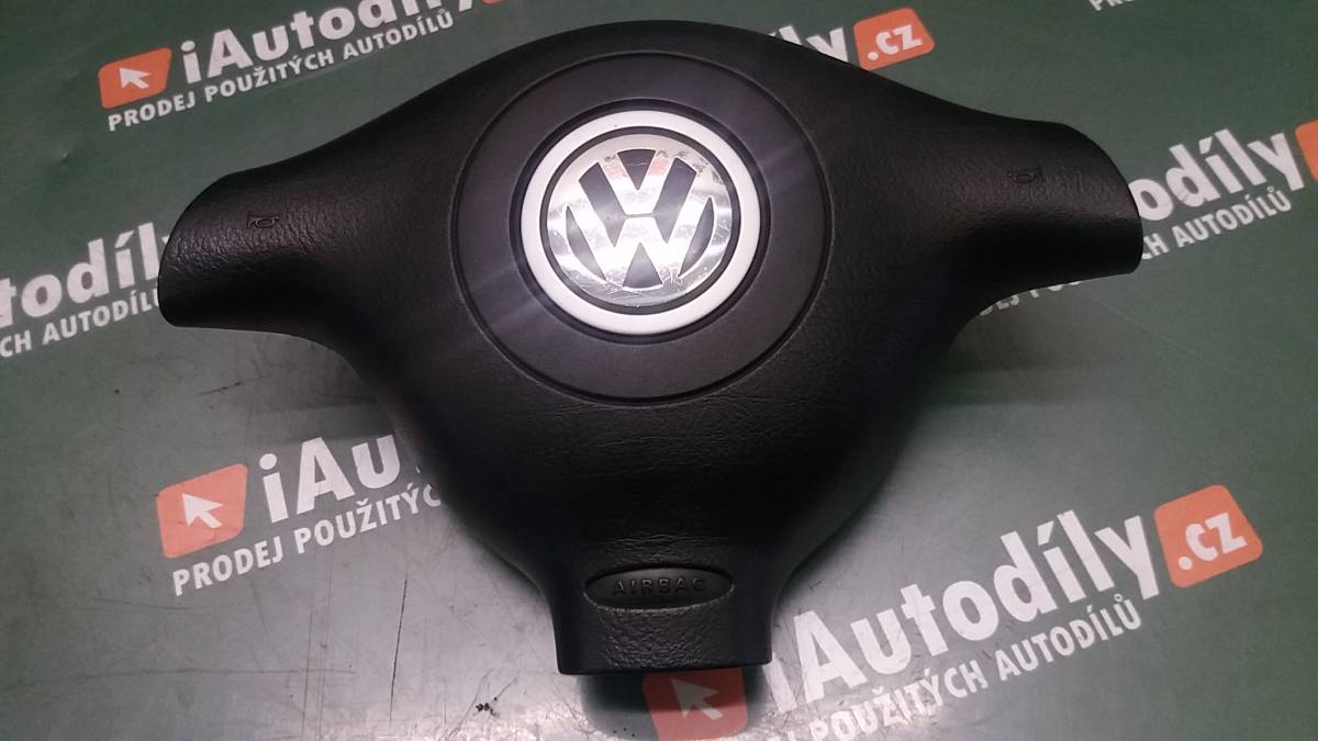 Airbag řidiče  Volkswagen Passat iAutodily 1