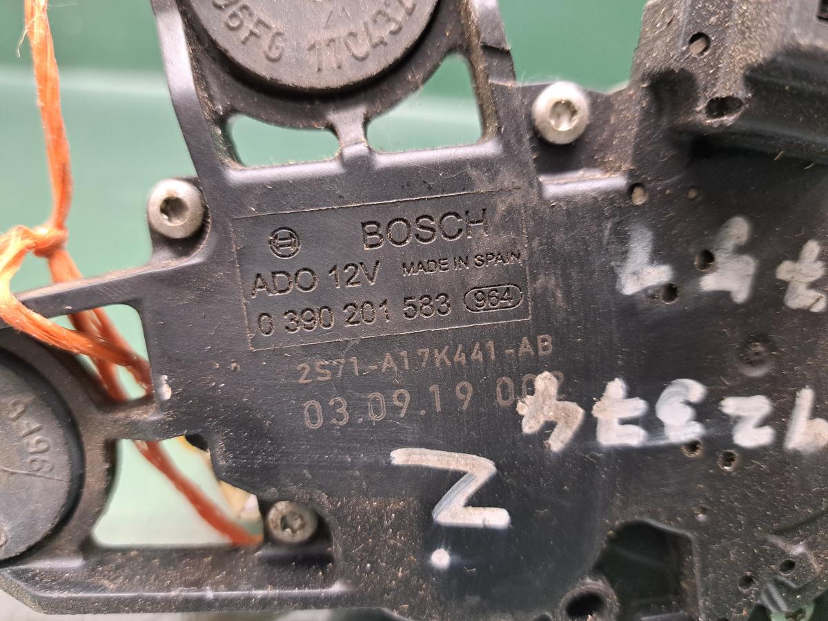 Motorek zadního stěrače 0390201583 Ford Mondeo iAutodily 4