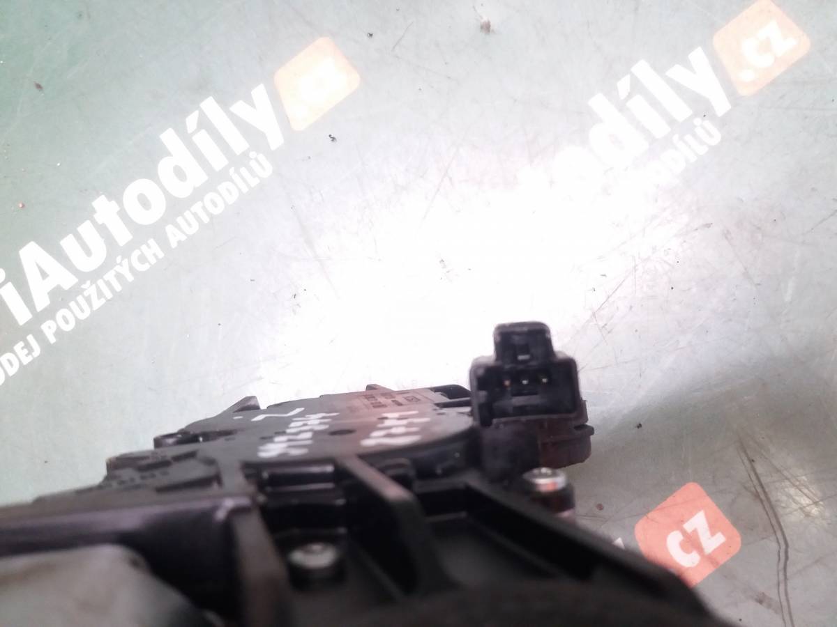 Motorek zadního stěrače 0390201583 Ford Mondeo iAutodily 3
