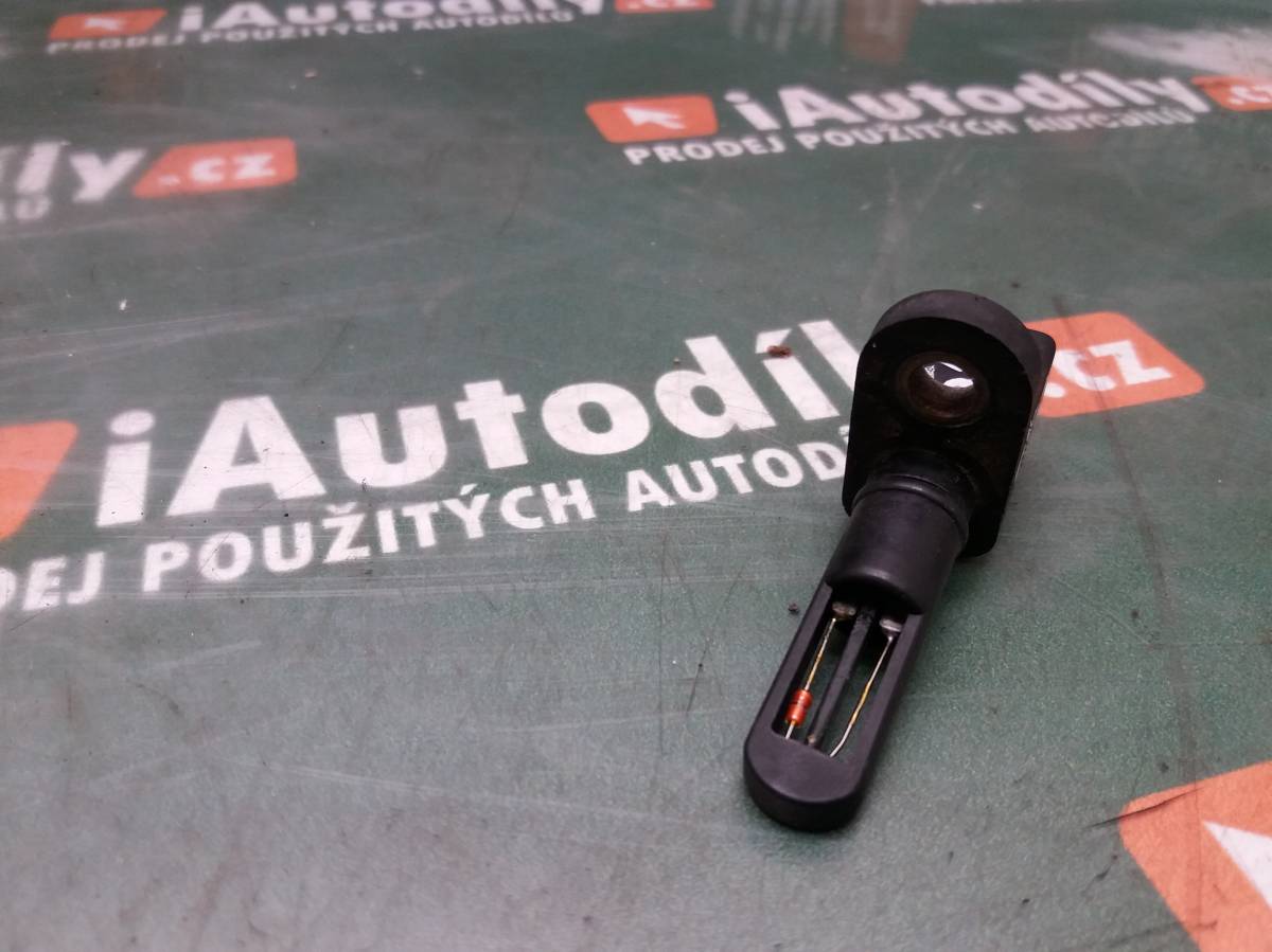 Snímač teploty nasávaného vzduchu  Škoda Octavia iAutodily 1