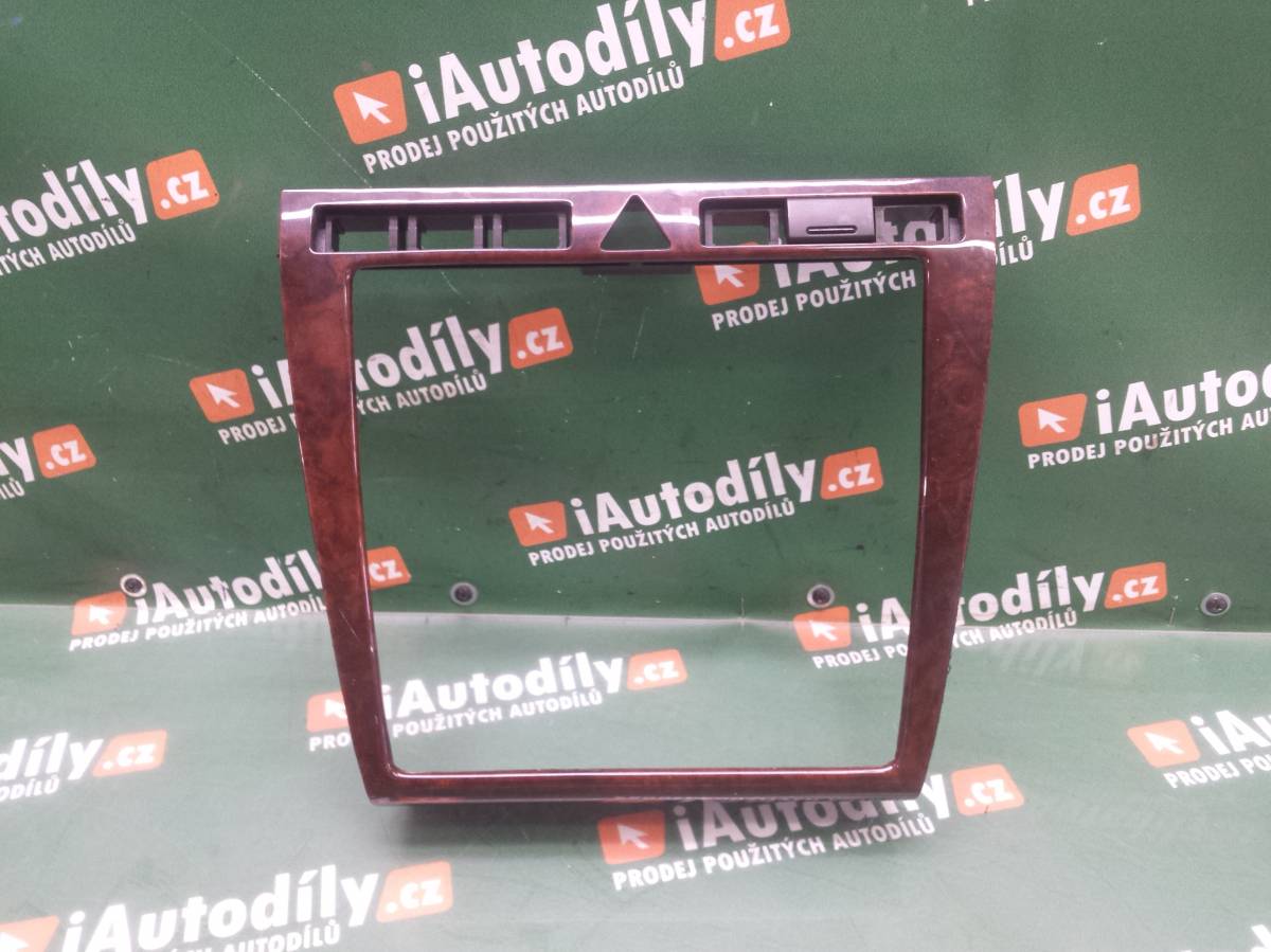 Rámeček středového panelu  AUDI A8 1998-2002