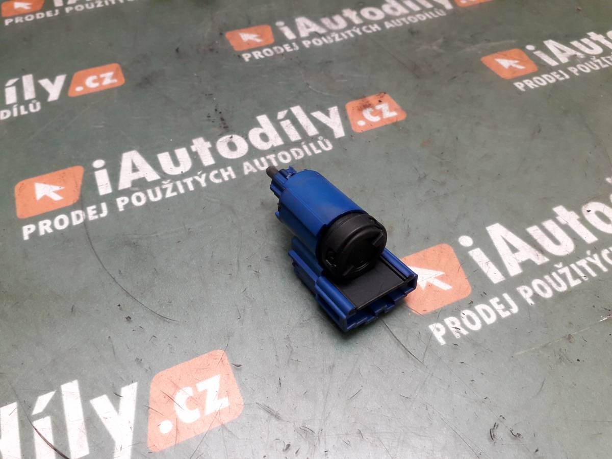 Spínač spojkového pedálu  Škoda Fabia iAutodily 2