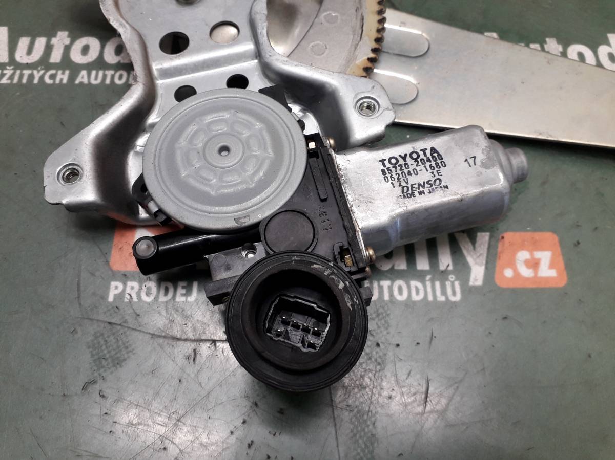 Stahovačka PZ - elektrická  TOYOTA COROLLA Verso iAutodily 3