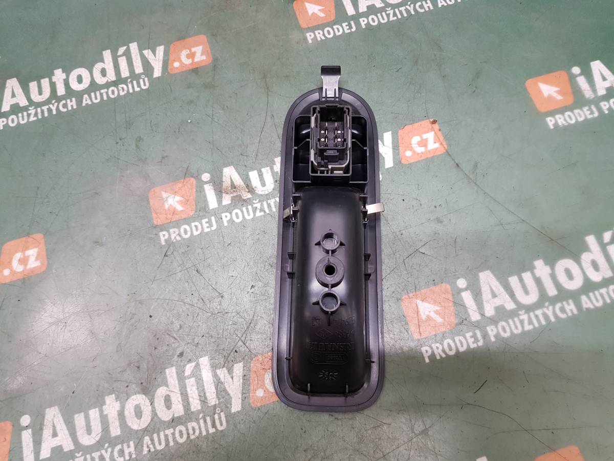 Spínač ovládání oken PP RENAULT CLIO iAutodily 2