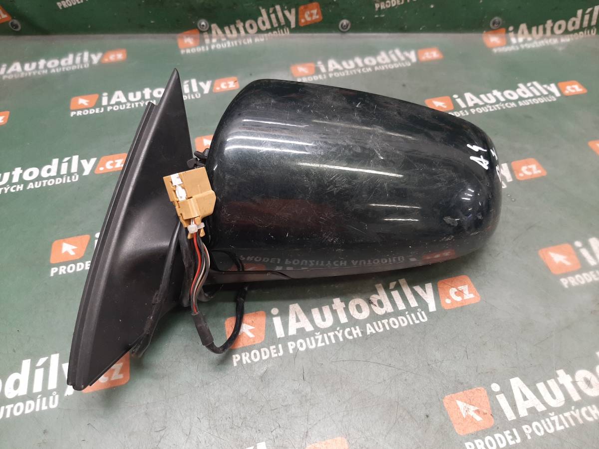 Zrcátko L Audi A4 iAutodily 2