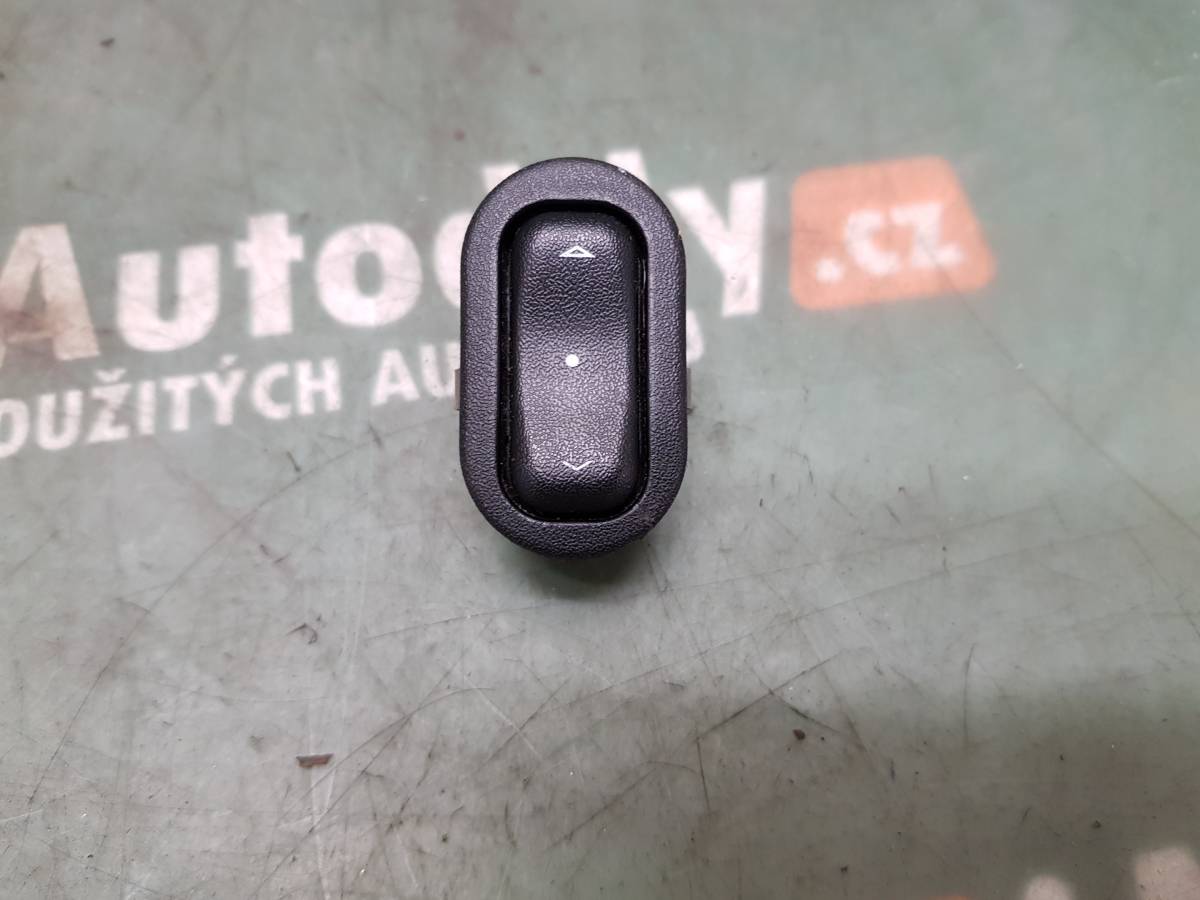 Spínač ovládání oken LZ  OPEL ZAFIRA 2004-2005