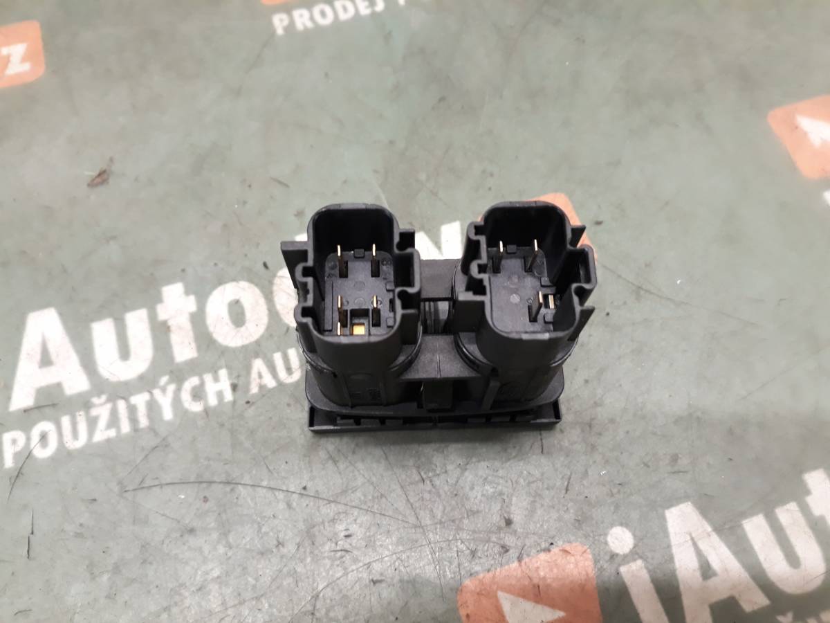 Spínač výstražných světel Ford Mondeo iAutodily 2
