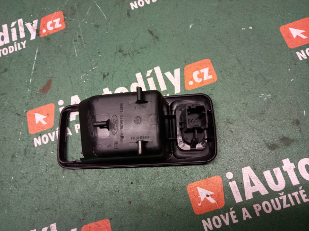 Spínač ovládání oken PZ 3M51-226A36-AE FORD FOCUS iAutodily 2