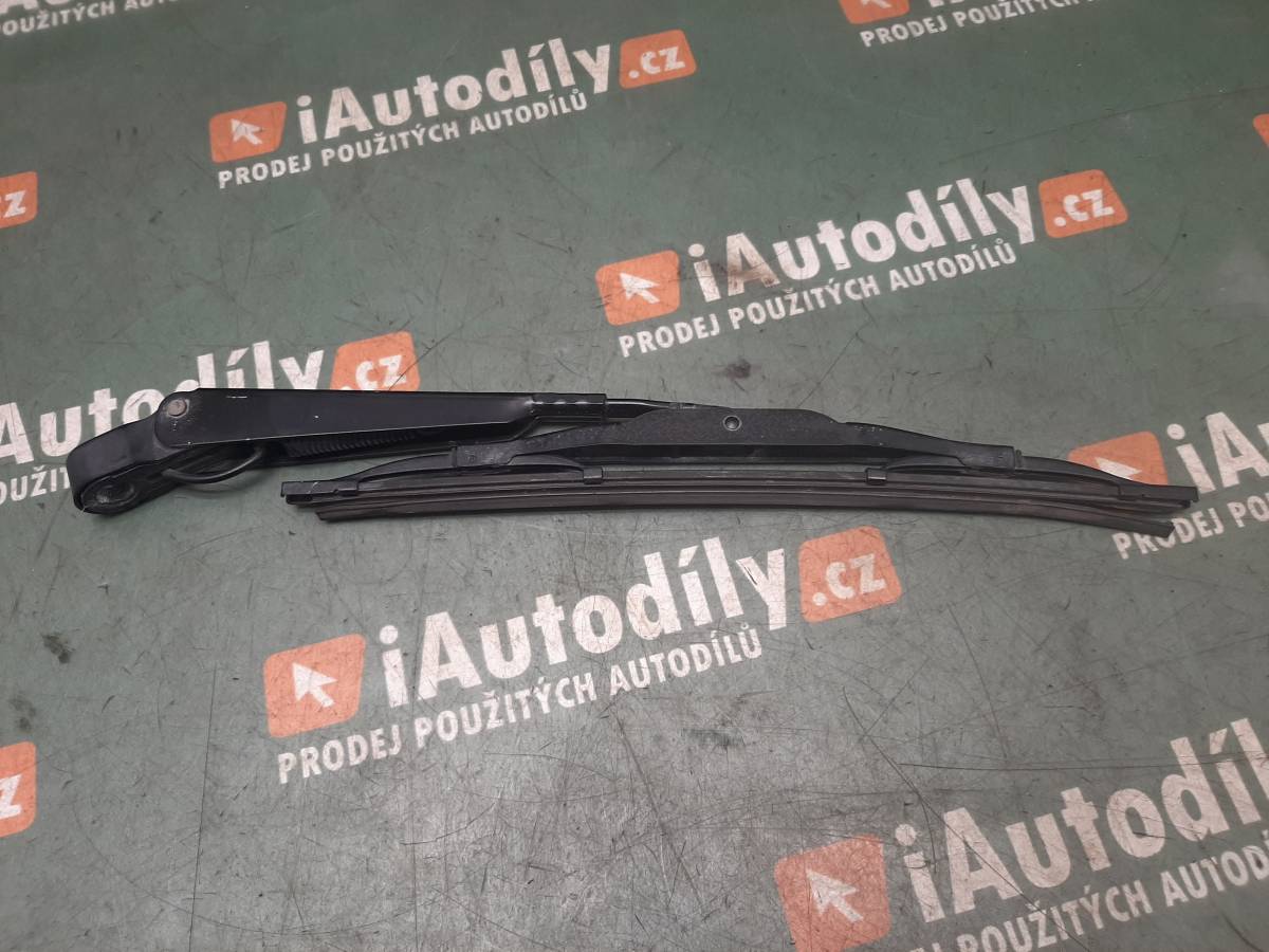 Rameno zadního stěrače  FORD FOCUS 2004-2007